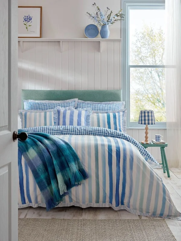 thelightcompany83045